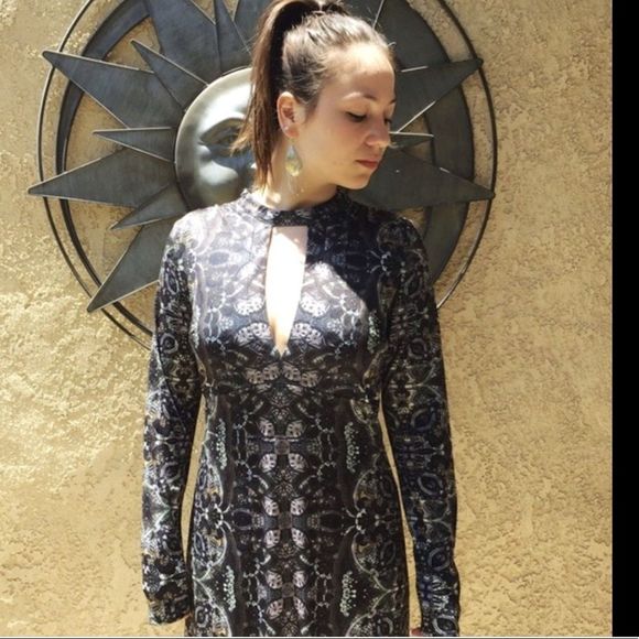 Free People Cabaret Plunge Maxi Dress Muted Printed Silky Fabric XS - Picture 6 of 6